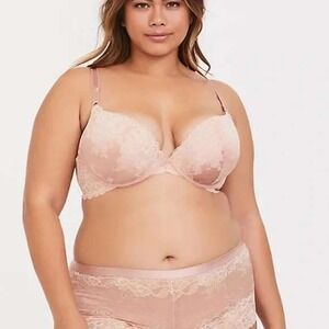 Torrid Peachy Pink Microfiber and Lace Push Up Plunge Bra